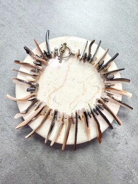 Vintage Mother of Pearl Abalone Bracelet Spiked Shell Beach Silver Tone Toggle